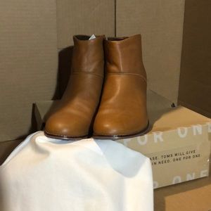 Toms ankle booties